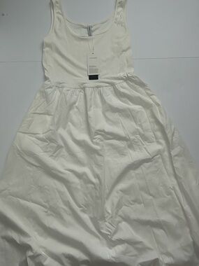 PRETTYGARDEN Women’s White Satin Maxi Dress L Scoop Neck Sleeveless Solid